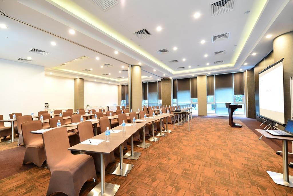 Hotel Chancellor@Orchard Singapura Luaran gambar